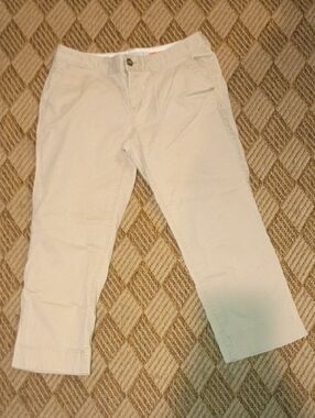 Old Navy Women's Light Cream Chino Pants